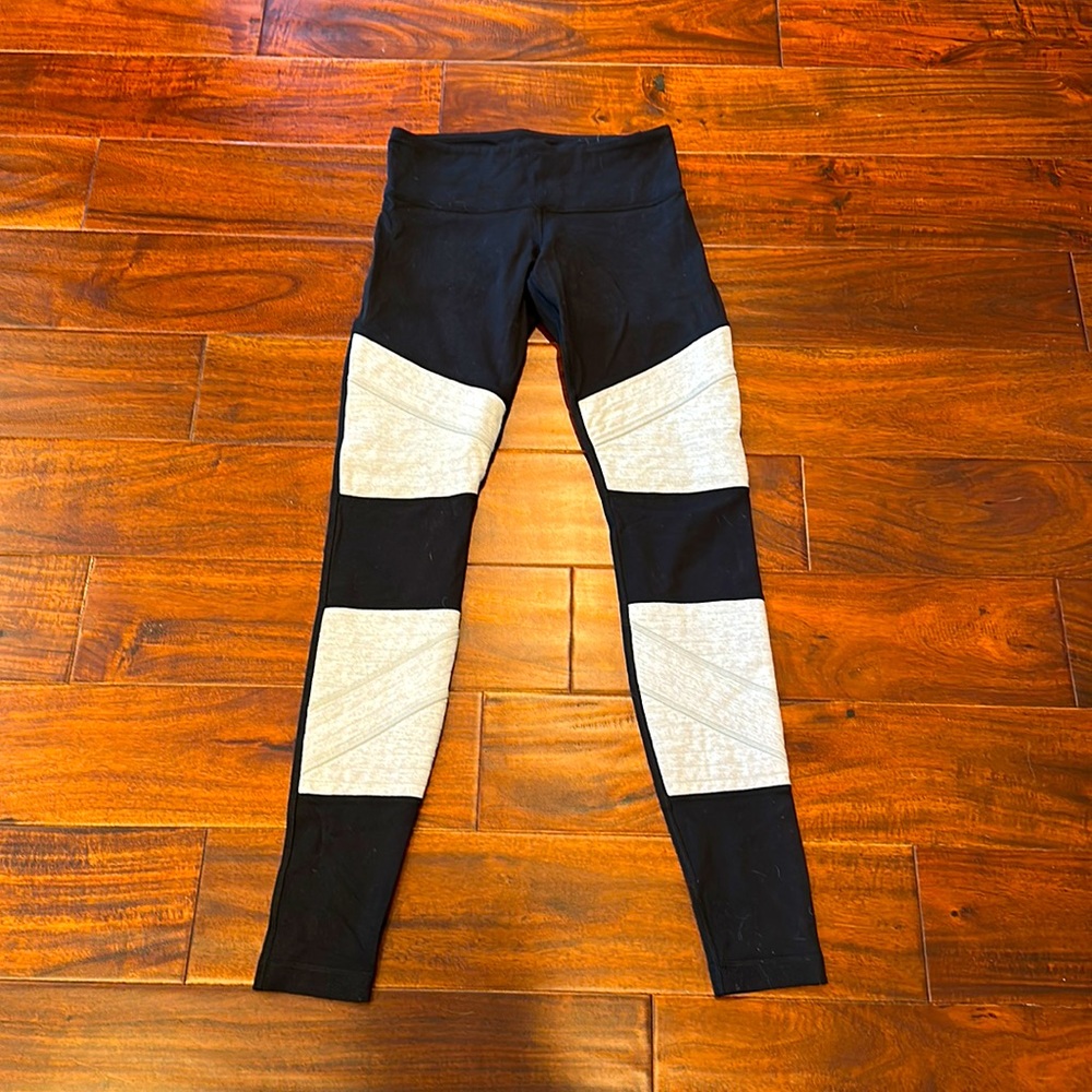 Lululemon Black leggings with gray patchwork detail